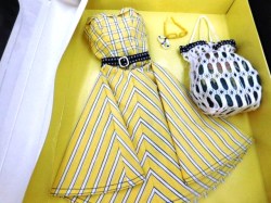 ced outfit in box good view